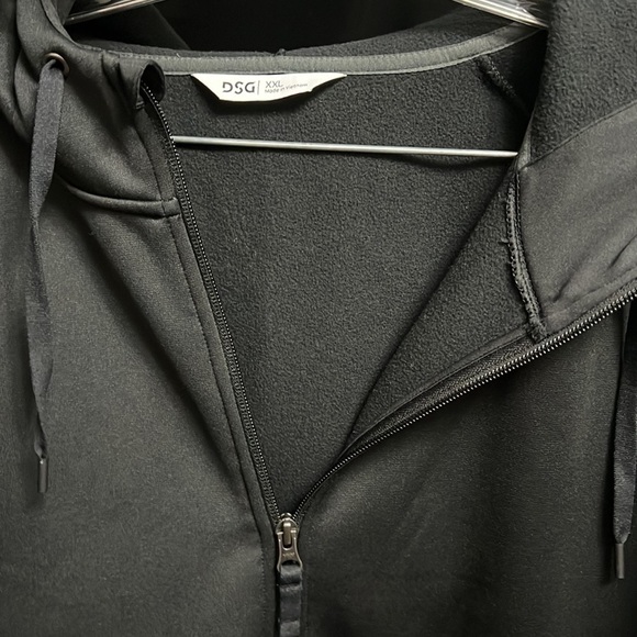 DSG black polyester black hoodie XXL. NWT - Picture 4 of 8